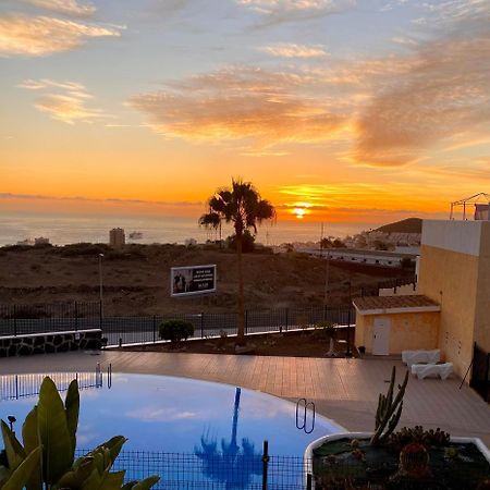 Golden Suite Ocean View & Pool Лос-Крістіанос Екстер'єр фото