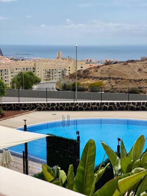 Golden Suite Ocean View & Pool Лос-Крістіанос Екстер'єр фото